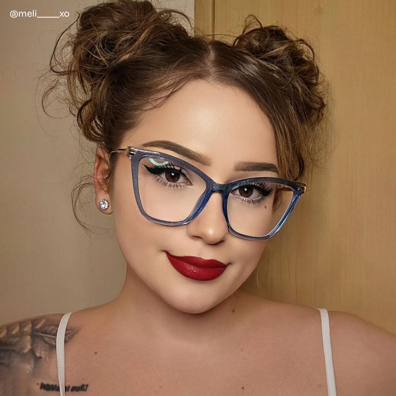 Hilary Butterfly Blue Glasses | Zeelool Glasses7