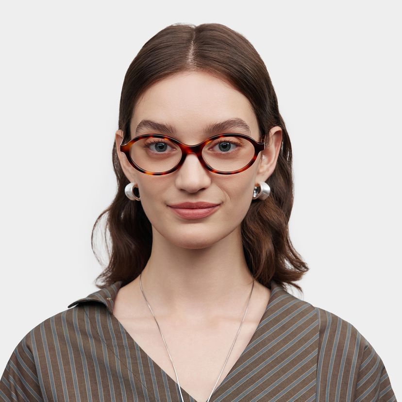 Everly Tortoise Oval Glasses