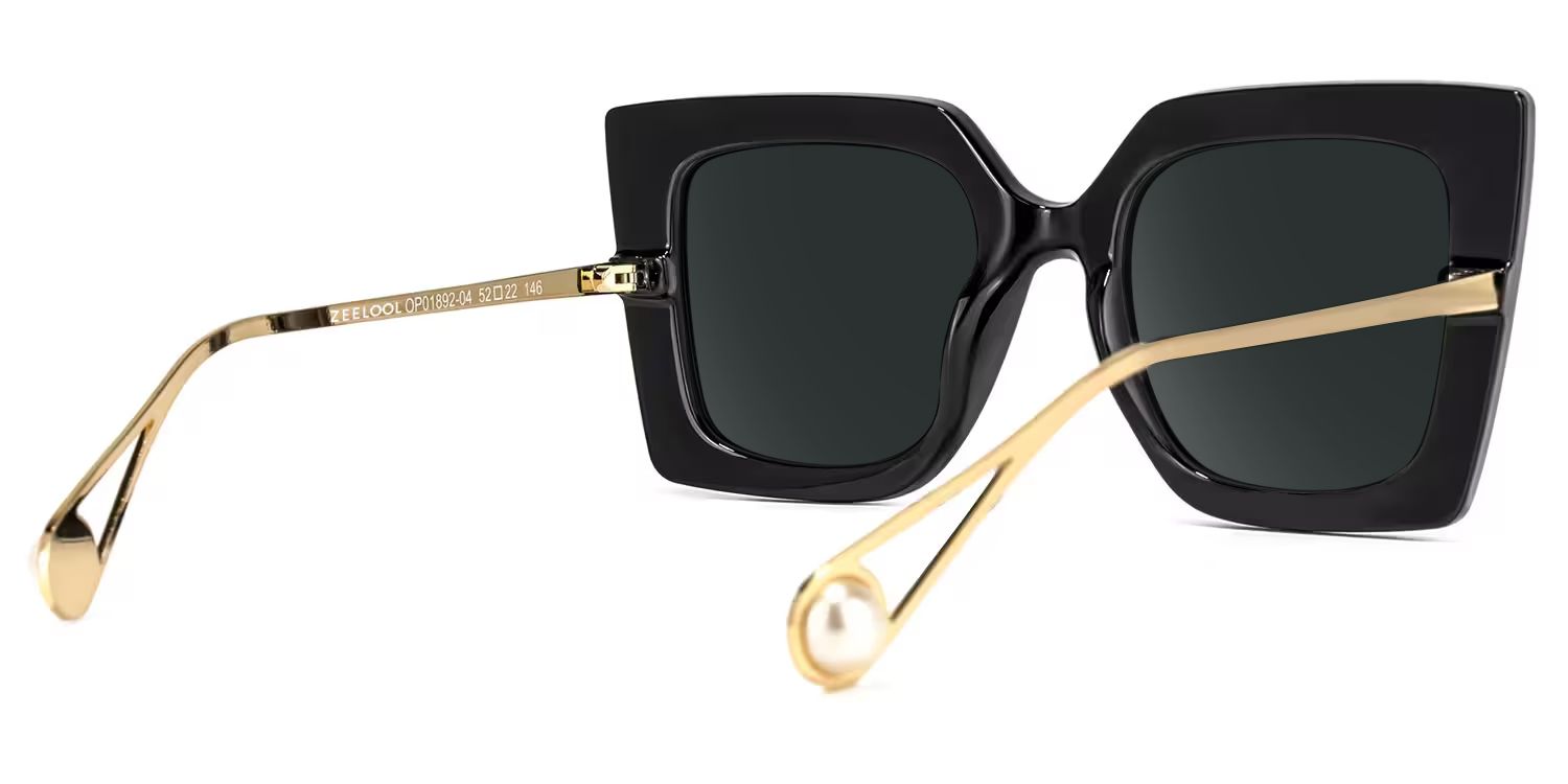 Qatar Black Square Sunglasses to Frame Your Face | ZEELOOL UK3