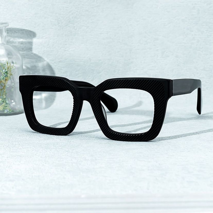 Keisa Black Rectangle Glasses