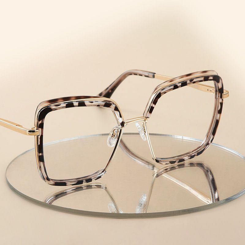 Cordaro Square Clear Tortoise Shell Glasses with Nose Pads0