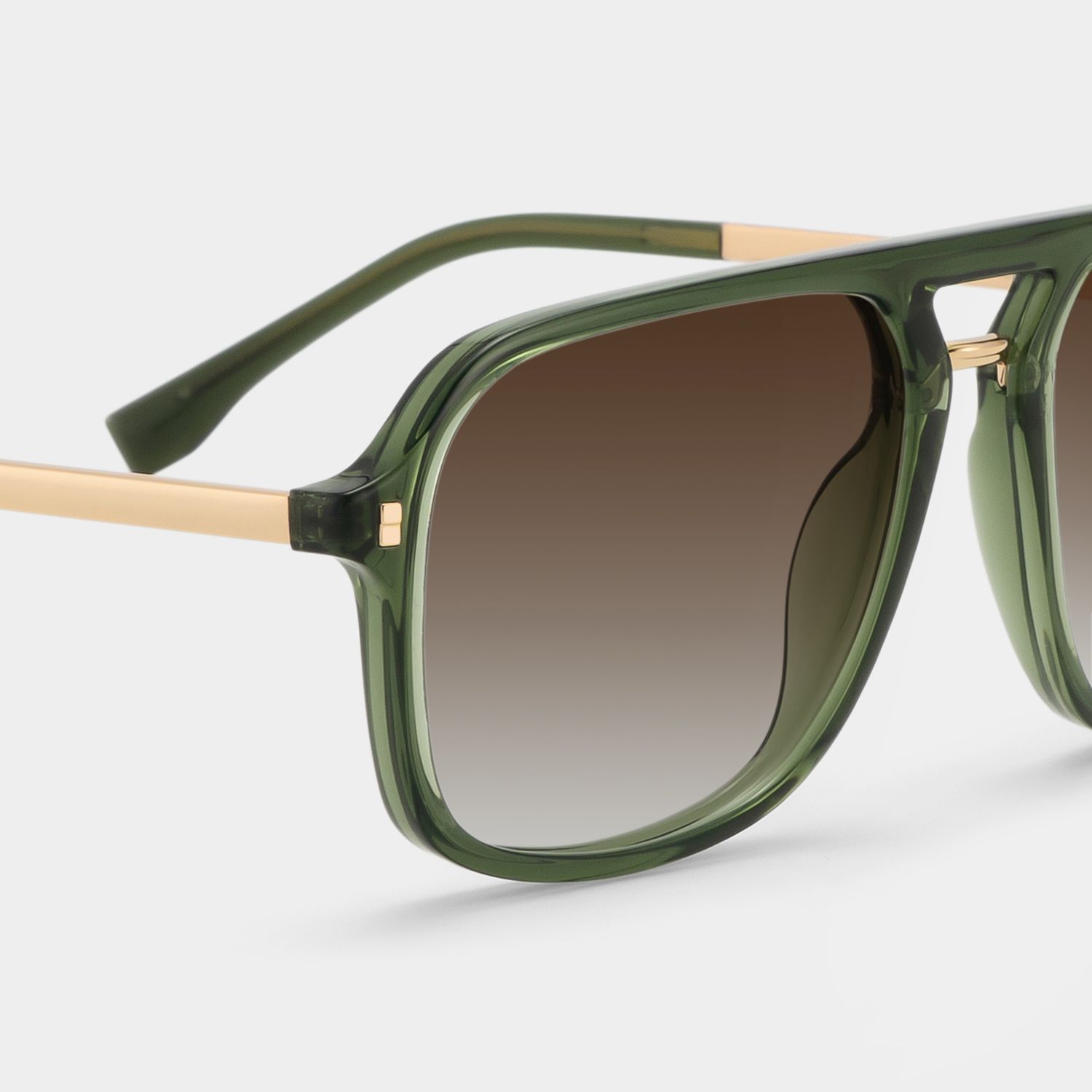 Kilworth Aviator Sunglasses with Tr90 Green Frames | ZEELOOL CA4