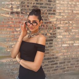 Blaire Black Oval Glasses9
