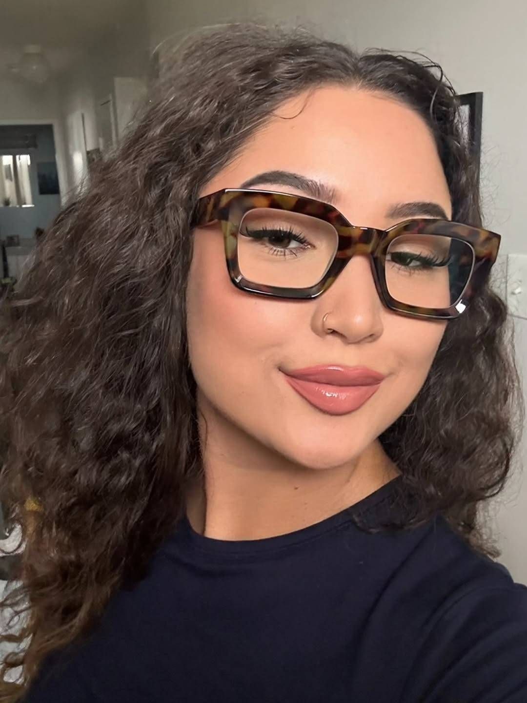 Nevaeh Square Tortoise Eyeglasses For Women and Men7