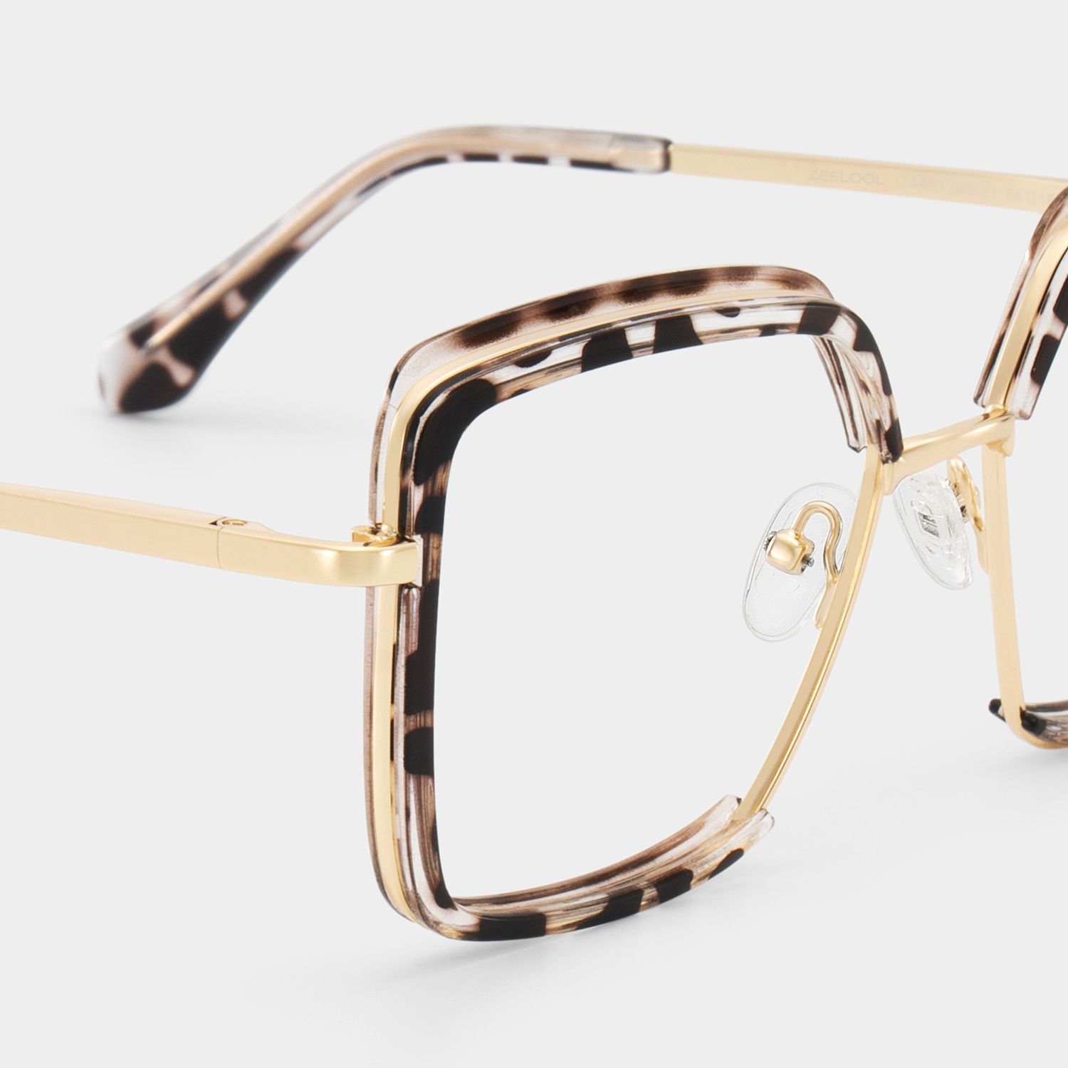 Cordaro Square Clear Tortoise Shell Glasses with Nose Pads5