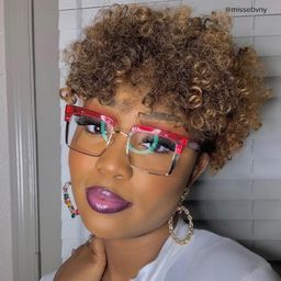 Kiana Bright-Pink Square Glasses4