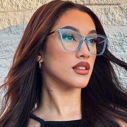 Hilary Blue Butterfly Glasses8