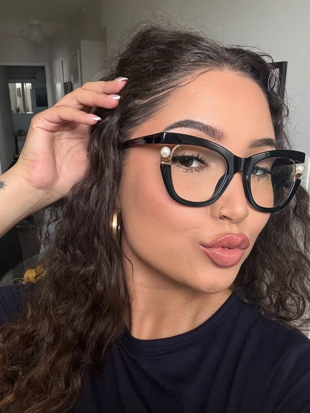 Pearl - Cat Eye Glasses with Pearls10