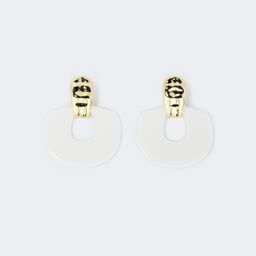 Stylish Geometric White Earrings1