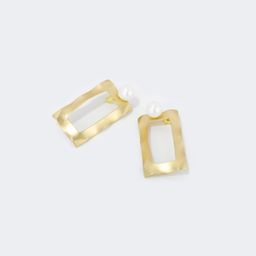 Stylish Rectangle Gold Earrings0