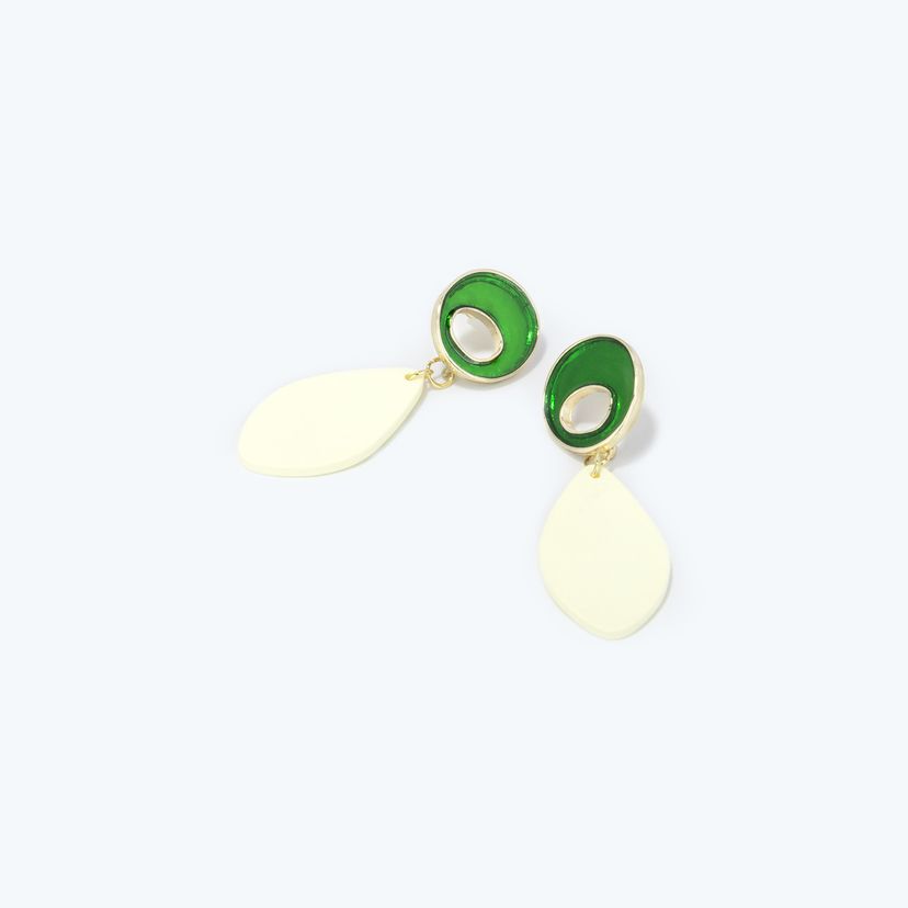 Stylish Leaf Shape Creamy White Glasses
