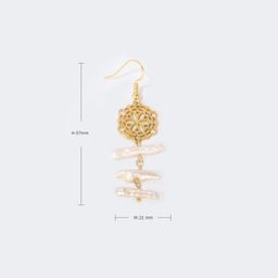 Stylish Hollowed-Out Metal Earrings3