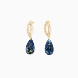 Pretty Diamonds-Decorated Leaf Shape Earrings1