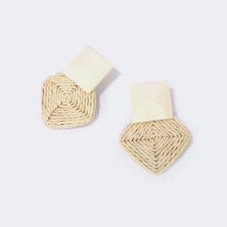 Stylish White Weave Earrings0