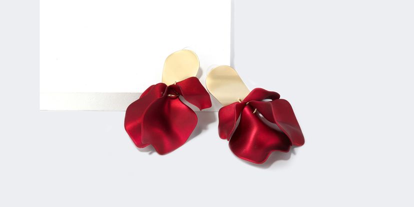 Stylish Exaggerated Rose Petal Red-Gold Earrings