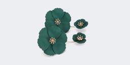 Stylish Petaloid Shaped Green Earrings0