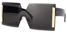 Shannon Square Black Sunglasses1