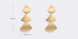 Stylish Glossy Sector shaped Gold Earrings3