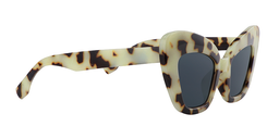 Pamela Cateye Light Tortoise Sunglasses4