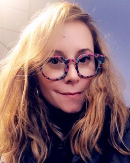 Yes, you can put your own prescription in them and you should absolute0