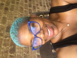 My first pair of blue frames, not bad at all0