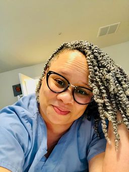 I LOVE.. LOVE.. LOVE.. My glasses! I look super cute and stylish! I ca0