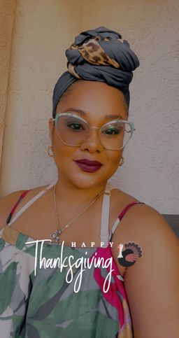 One of my favorite pairs. Great for dressing up an outfit :) The frame0