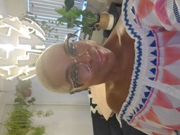 Love them, I get so many compliments on them, and the price can not be0