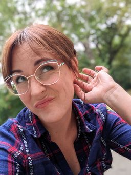 I haven't had wire frames in 2 decades - I am loving these! Light, tre2