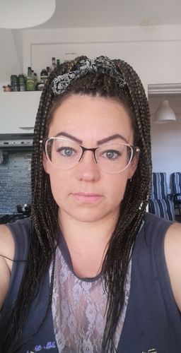 Beautiful. Comfortable. Recommend! 0