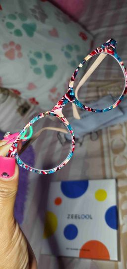 Un exito me encantan Gracias zeelool me encanta todo de mis pédidos 😍0