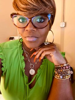 YES honey! Thos is definitely the look!!! Love these beauties! 0