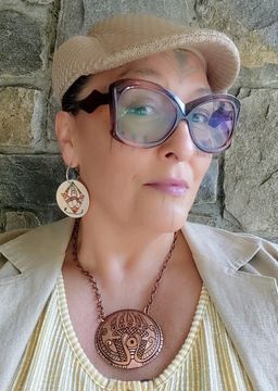 Quality: Very Durable
Prescription: I see perfectly
Price: Very Afford0