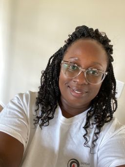 wanted clear glasses that wear trendy and this is it.
0