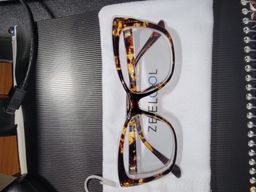 Another great pair of glasses from Zeelool.  Glasses are so affordable0