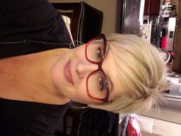 These glasses are so much prettier in person. I wear progressive lens1