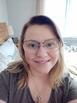 The glasses are sturdy, and they look great.  Exactly what I was expec0