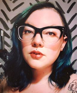 I love this pair of glasses so much! I get compliments all the time on0