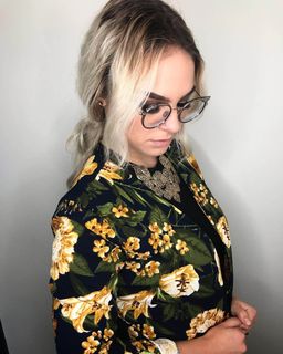 Style-wise, they look great, make me look stylish and people complimen0